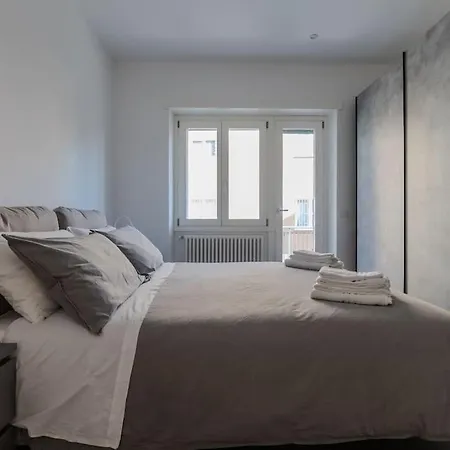 Great Laurentina Metro B شقة