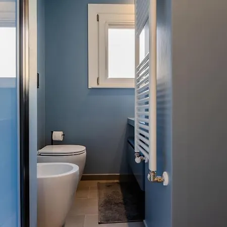 Great Laurentina Metro B * روما