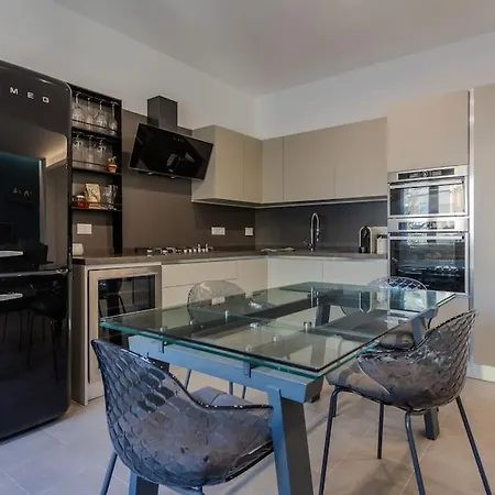 Great Laurentina Metro B Апартаменты Рим